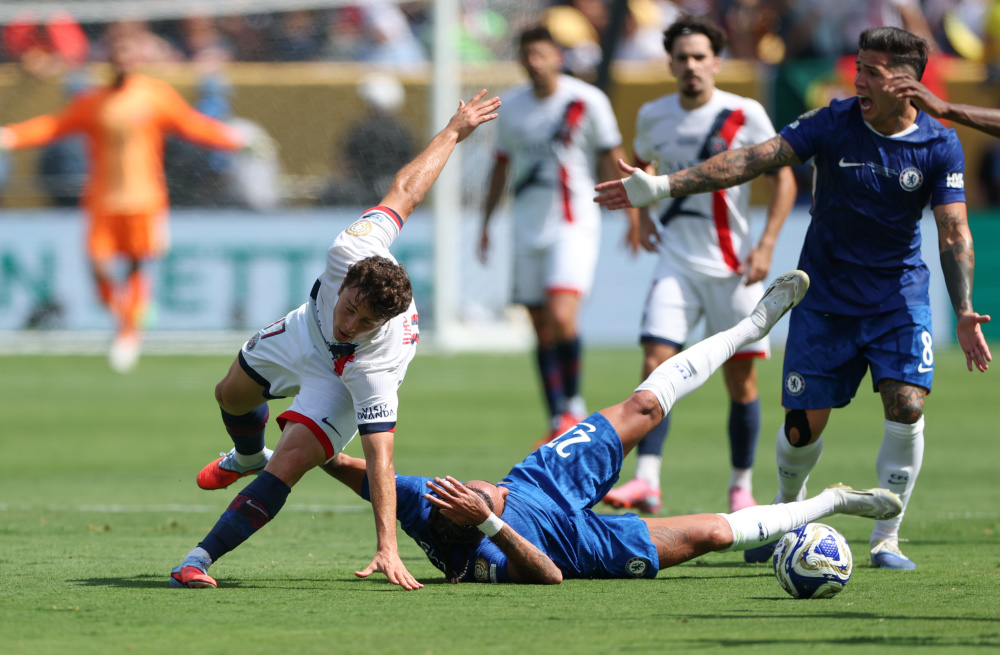 对肋部空档 对肋部空档