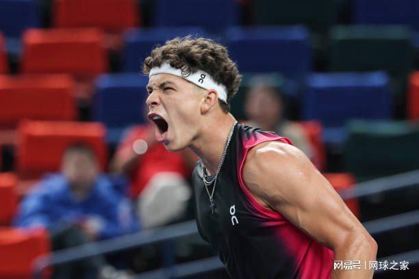 加厚禁区前 加厚禁区前